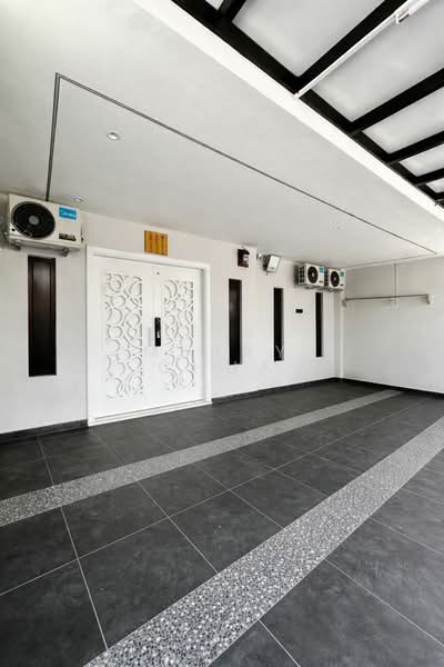 Taman Johor Jaya Double Storey Semi D untuk Untuk Disewa - RM 2,700 /bulan, Apr 2026 - PropertyGuru.com.my