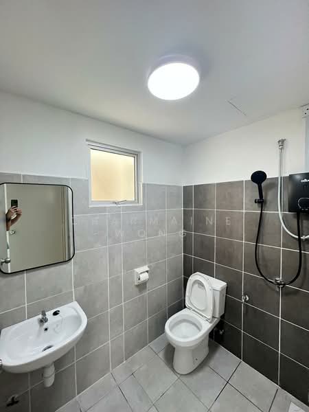 Apartment for Rent at Lily Apartment @ Kuchai Lama - Charmaine Wong - Bathroom - PropertyGuru.com.my