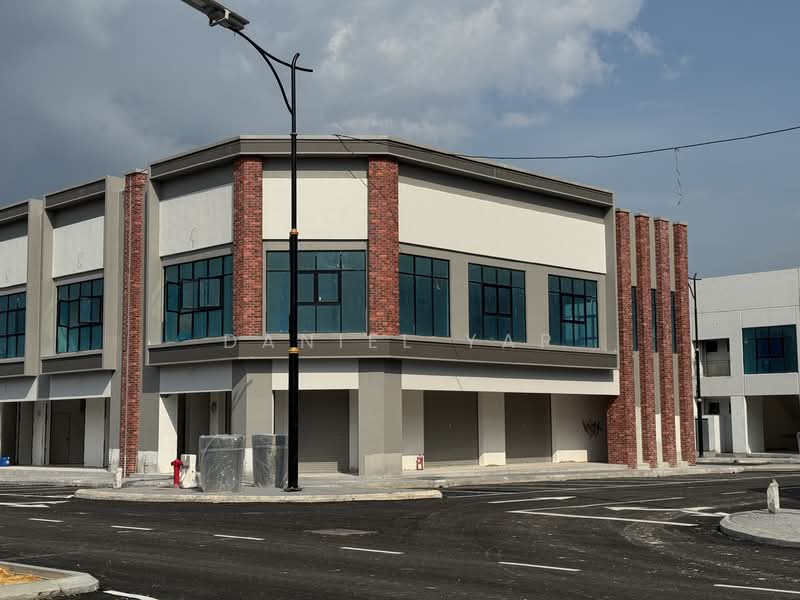 Shop for Rent in Bandar Gamuda Gardens (Rawang) - Daniel Yap - Exterior - PropertyGuru.com.my