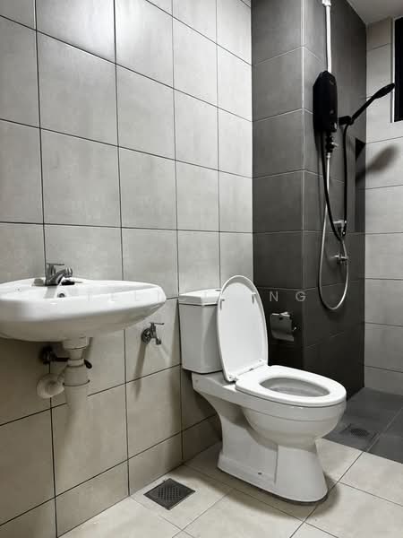 Service Residence for Rent at MIRA at Shorea Park - Felicia Ng - Bathroom - PropertyGuru.com.my