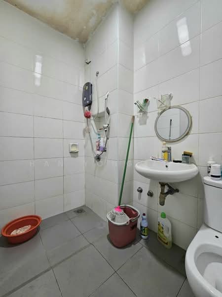 2-storey Terraced House for Sale in Taman Ekoflora (Johor Bahru) - Han Yong Ang - Bathroom - PropertyGuru.com.my