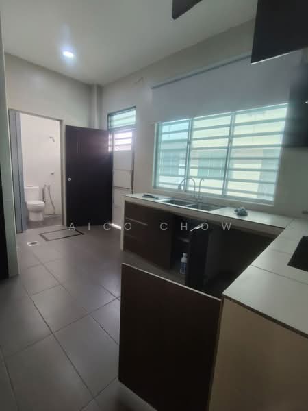 BANDAR LAHAT BARU untuk Untuk Dijual - RM 388,000, Mac 2026 - Kitchen - PropertyGuru.com.my