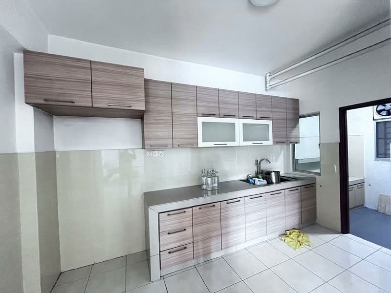 Apartment for Sale at Green Suria Apartment - Ryan Tan - Kitchen - PropertyGuru.com.my