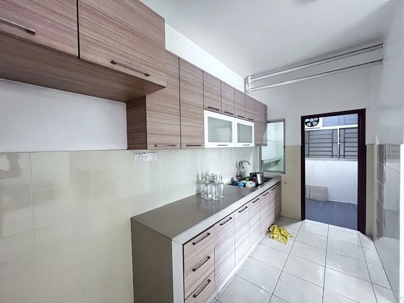 Apartment for Sale at Green Suria Apartment - Ryan Tan - Kitchen - PropertyGuru.com.my