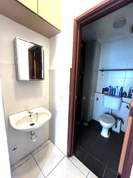 Apartment for Sale at Green Suria Apartment - Ryan Tan - Bathroom - PropertyGuru.com.my
