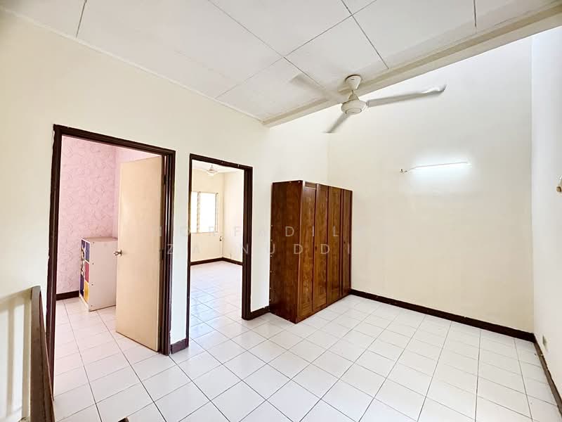 U16, Taman Bukit Subang untuk Untuk Dijual - RM 580,000, Mac 2026 - Interior - PropertyGuru.com.my