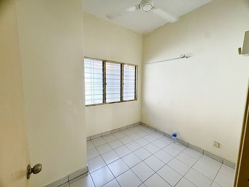 U16, Taman Bukit Subang untuk Untuk Dijual - RM 580,000, Mac 2026 - Interior - PropertyGuru.com.my