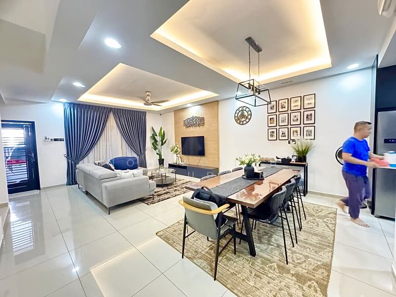Bukit Rahman Putra untuk Untuk Dijual - RM 650,000, Mac 2026 - Living Room - PropertyGuru.com.my