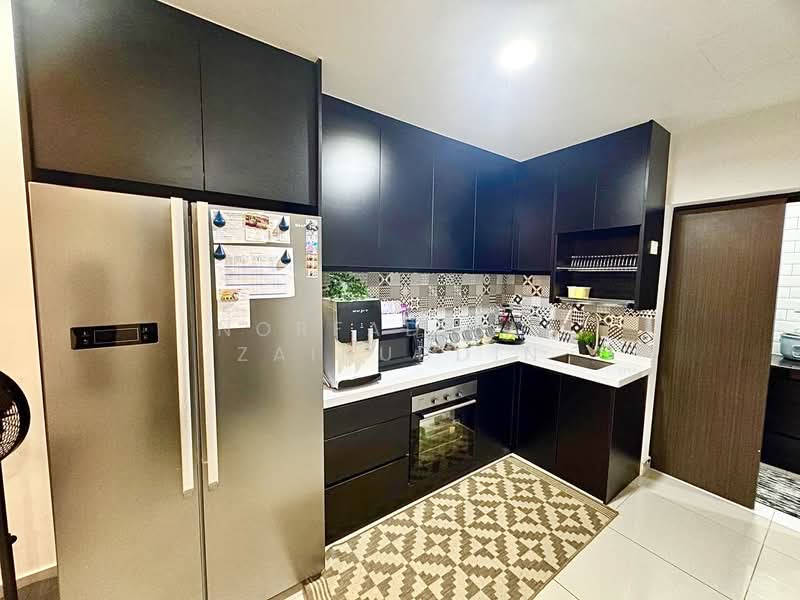 Bukit Rahman Putra untuk Untuk Dijual - RM 650,000, Mac 2026 - Kitchen - PropertyGuru.com.my