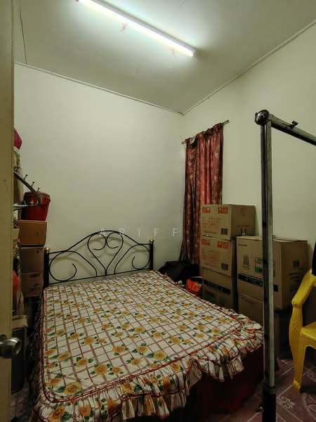 1-storey Terraced House for Sale in Hulu Terengganu (Terengganu) - Ariff . - Bedroom - PropertyGuru.com.my