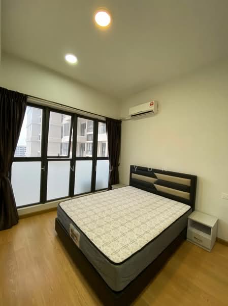 Condominium for Rent at Lovell @ Country Garden Danga Bay - Han Lu Yung - Bedroom - PropertyGuru.com.my