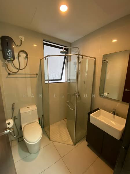 Condominium for Rent at Lovell @ Country Garden Danga Bay - Han Lu Yung - Bathroom - PropertyGuru.com.my