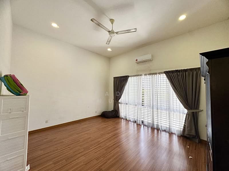2-storey Terraced House for Sale in Shah Alam (Selangor) - NORFADILAH ZAINUDDIN - Living Room - PropertyGuru.com.my