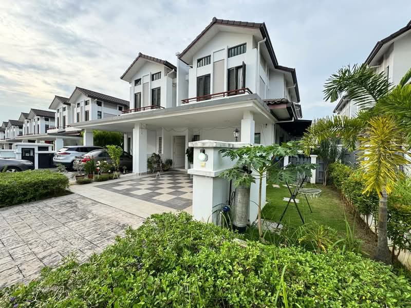 Cluster House for Sale in Eco Majestic (Semenyih) - Hawa Ibrahim - Exterior - PropertyGuru.com.my