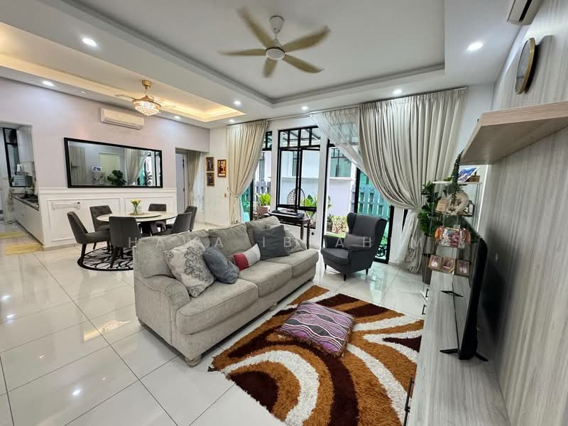 Cluster House for Sale in Eco Majestic (Semenyih) - Hawa Ibrahim - Living Room - PropertyGuru.com.my