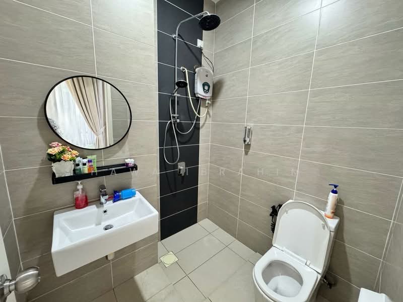 Cluster House for Sale in Eco Majestic (Semenyih) - Hawa Ibrahim - Bathroom - PropertyGuru.com.my