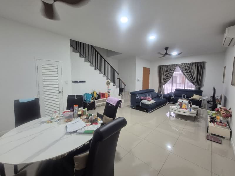 2-storey Terraced House for Sale in Setia Eco Glades (Cyberjaya) - Haslinda Ahmad Razali - Living Room - PropertyGuru.com.my