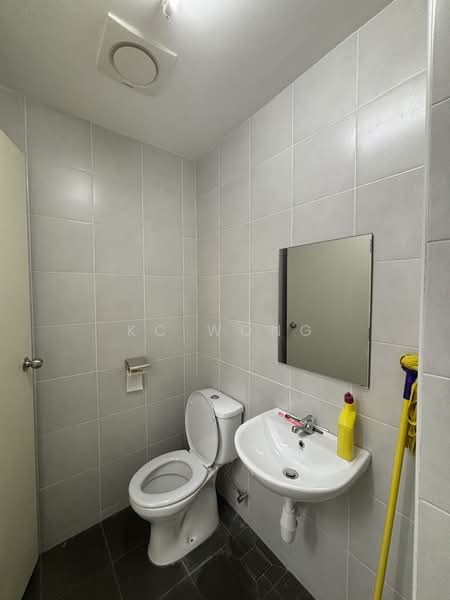 Townhouse for Rent in Bandar Cassia (Batu Kawan) - KC Wong - Bathroom - PropertyGuru.com.my