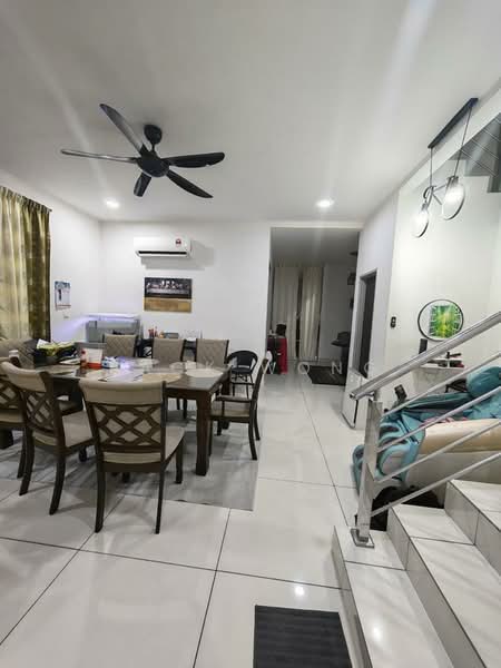Mutiara Bestari Mutiaras Bestaris untuk Untuk Dijual - RM 1,100,000, Mac 2026 - Dining Room - PropertyGuru.com.my