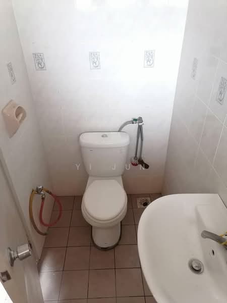 2-storey Terraced House for Sale in TAMAN PUCHONG UTAMA (Puchong) - Yi Jun - Bathroom - PropertyGuru.com.my