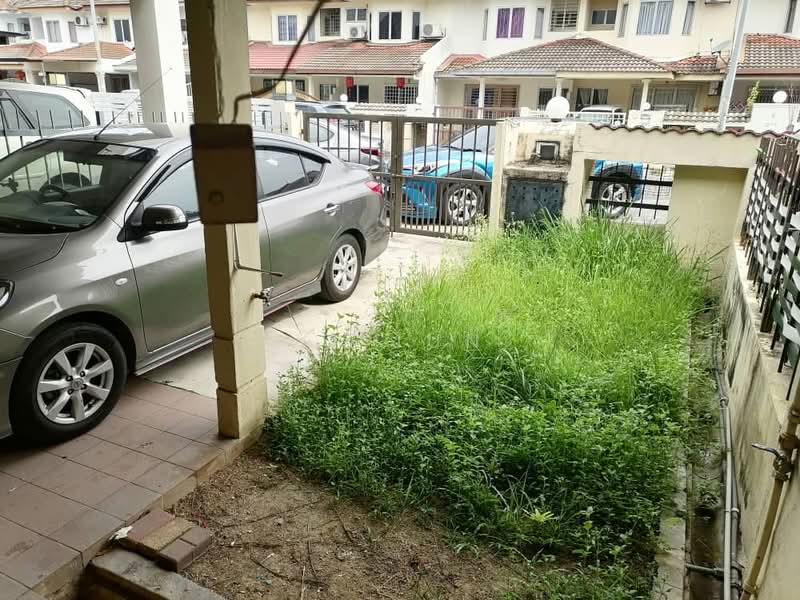 2-storey Terraced House for Sale in TAMAN PUCHONG UTAMA (Puchong) - Yi Jun - Exterior - PropertyGuru.com.my