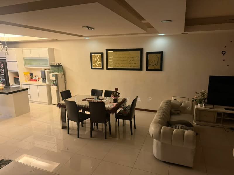 2-storey Terraced House for Sale in Shah Alam (Selangor) - Lynn Yap - Dining Room - PropertyGuru.com.my