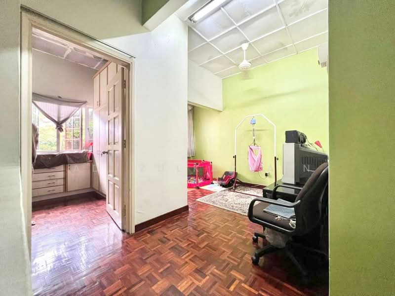 2-storey Terraced House for Sale in SS19 (Subang Jaya) - Adi Zulkarnaen - Interior - PropertyGuru.com.my