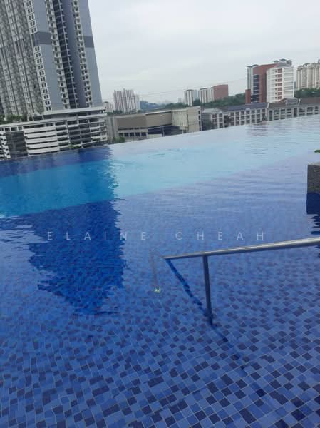 MiNest Residence untuk Untuk Disewa - RM 2,700 /bulan, Mac 2026 - Pool - PropertyGuru.com.my