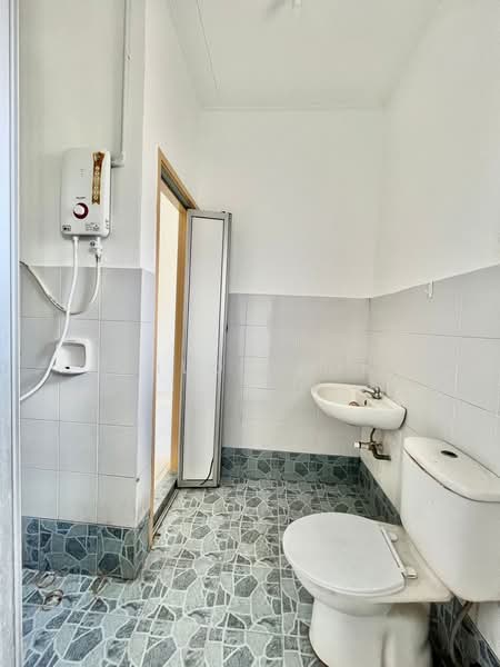 2-storey Terraced House for Sale in Rawang (Selangor) - Chloe Kok - PropertyGuru.com.my