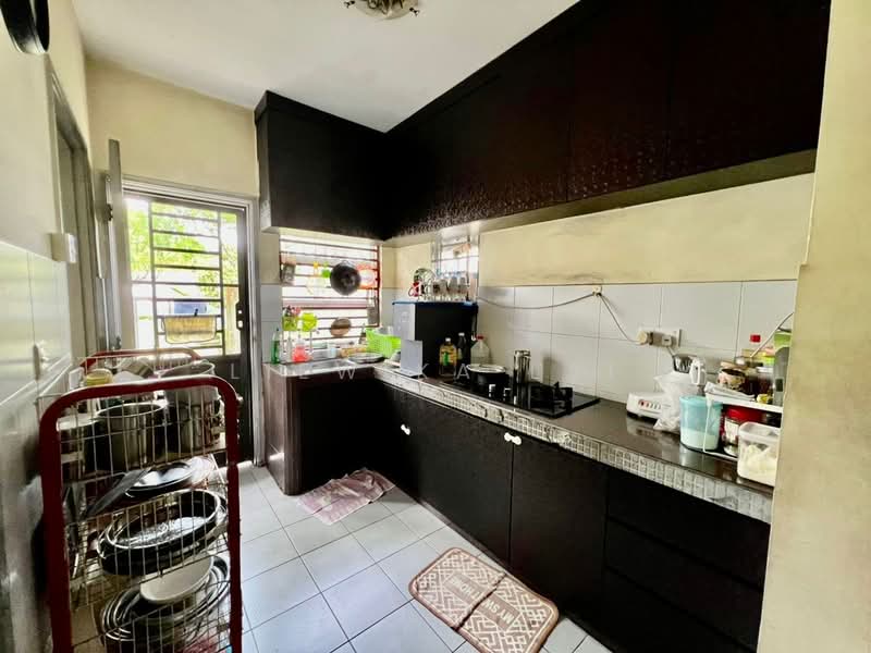 2-storey Terraced House for Sale in Taman Nusa Idaman (Iskandar Puteri (Nusajaya)) - LIEW KA LAI - Kitchen - PropertyGuru.com.my