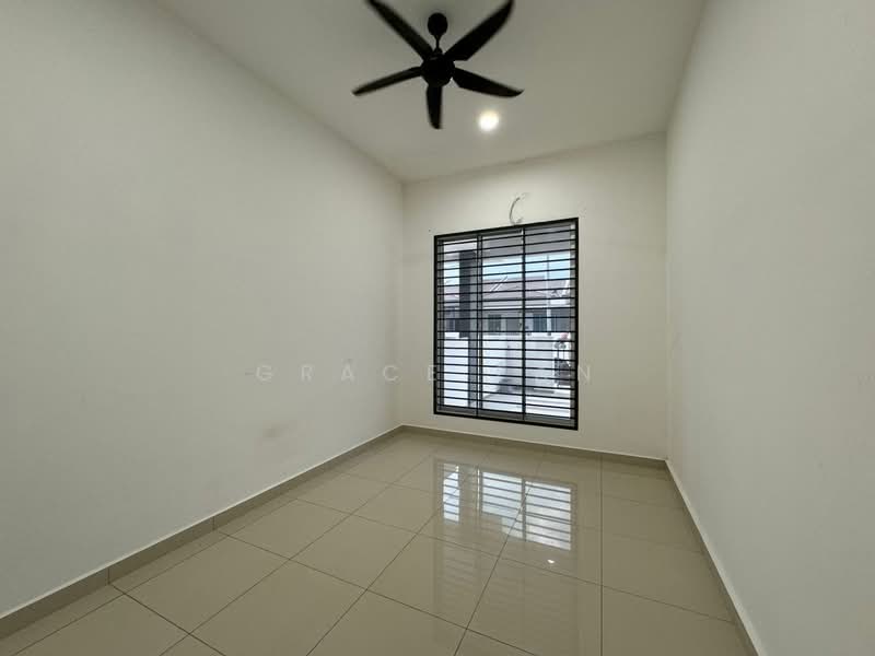 Taman Saujana untuk Untuk Disewa - RM 1,100 /bulan, Mac 2026 - Interior - PropertyGuru.com.my