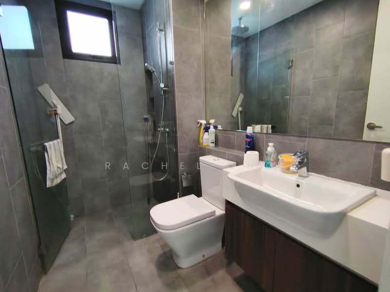 Service Residence for Rent at Ativo Suites @ Damansara Avenue - Rachel Ong - Bathroom - PropertyGuru.com.my