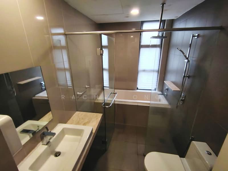 Azelia Residence untuk Untuk Disewa - RM 4,500 /bulan, Mac 2026 - Bathroom - PropertyGuru.com.my