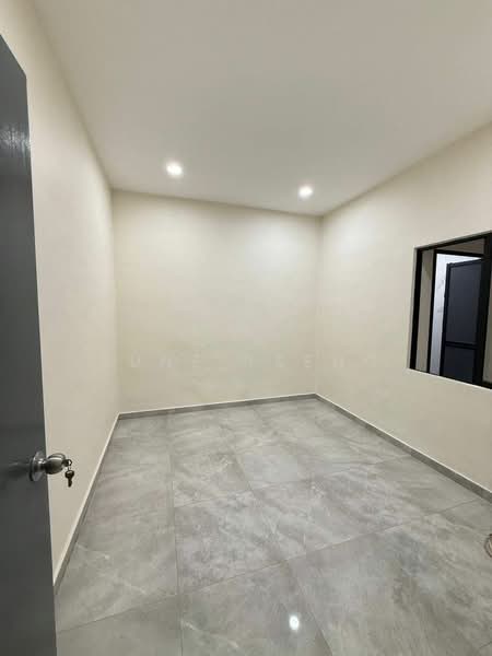 1-storey Terraced House for Rent in Taman Abad (Johor Bahru) - June Tseng - PropertyGuru.com.my