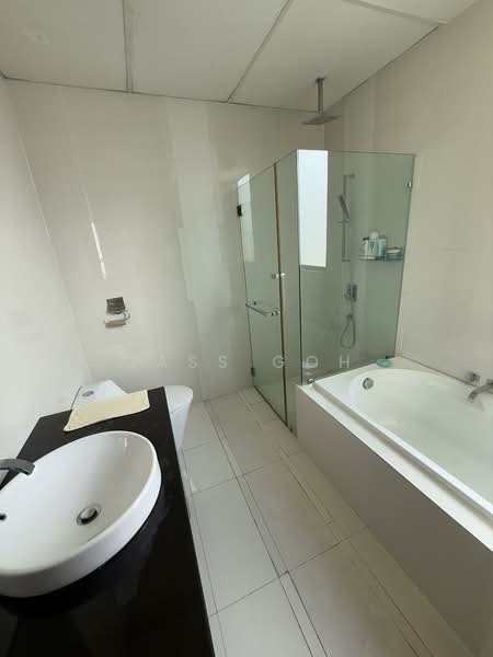 Service Residence for Sale at Gateway Kiaramas Residences - Jass Goh - Bathroom - PropertyGuru.com.my