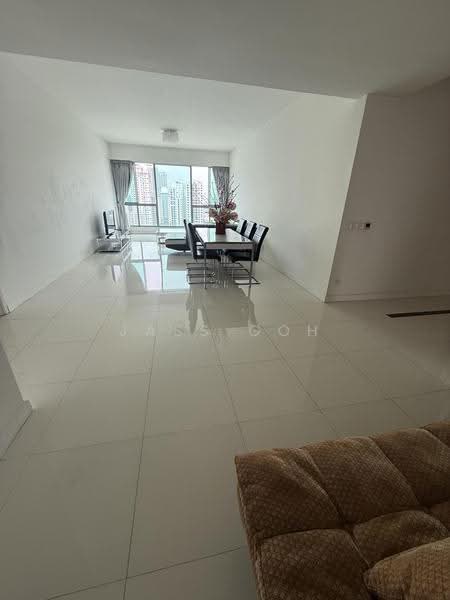 Kediaman Servis untuk Dijual di Gateway Kiaramas Residences - Jass Goh - Living Room - PropertyGuru.com.my