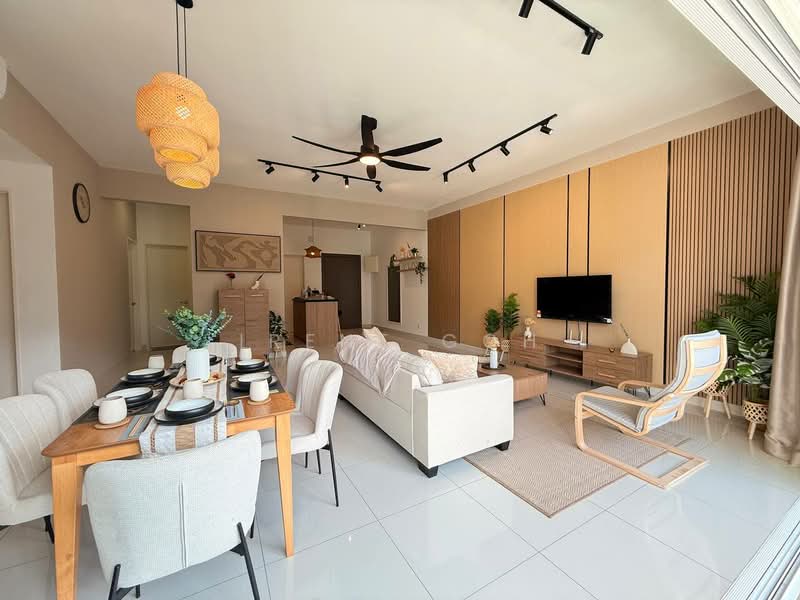 Ferringhi Residence 2 untuk Untuk Disewa - RM 4,500 /bulan, Mac 2026 - Living Room - PropertyGuru.com.my