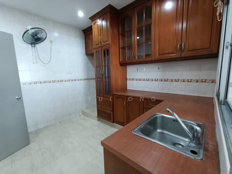 2-storey Terraced House for Rent in Usj 18 (Subang Jaya) - Ziyue Ong - Kitchen - PropertyGuru.com.my