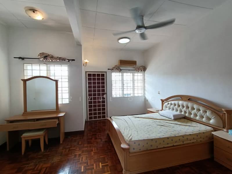 2-storey Terraced House for Rent in Usj 18 (Subang Jaya) - Ziyue Ong - Bedroom - PropertyGuru.com.my