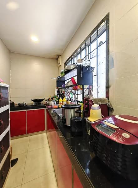 2-storey Terraced House for Sale in Taman Nusa Indah (Iskandar Puteri (Nusajaya)) - Pauline Goh - Kitchen - PropertyGuru.com.my