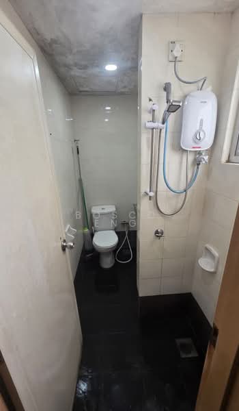 Apartment for Rent at The Embassy (Bangunan Duta Impian) - Bosco Eng - Bathroom - PropertyGuru.com.my