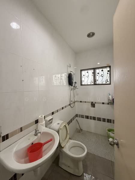 Acacia Seremban 2 untuk Untuk Dijual - RM 998,000, Mac 2026 - Bathroom - PropertyGuru.com.my