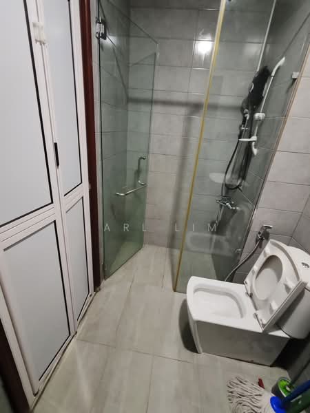 Service Residence for Rent at Paragon Suites @ CIQ - Karl Lim - Bathroom - PropertyGuru.com.my