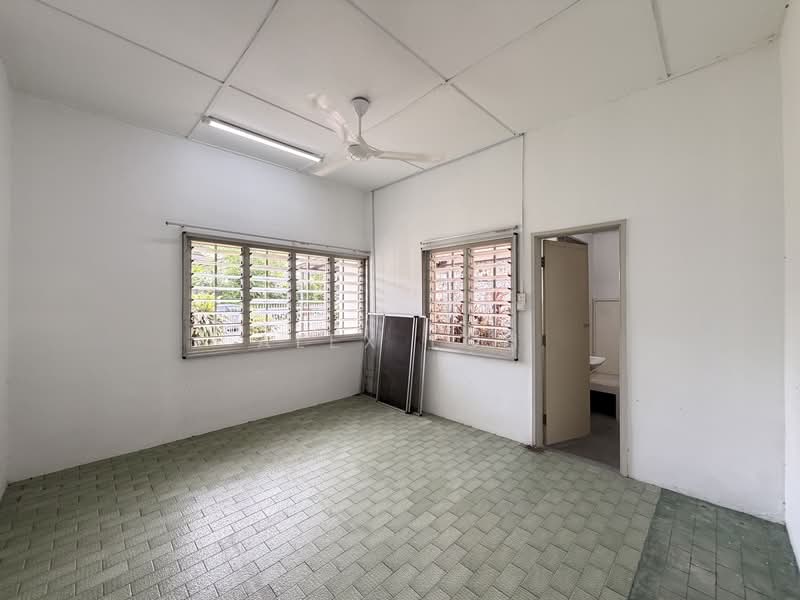 Bungalow for Sale in Jalan Klang Lama (Old Klang Road) (Kuala Lumpur) - Alex Loh - Interior - PropertyGuru.com.my