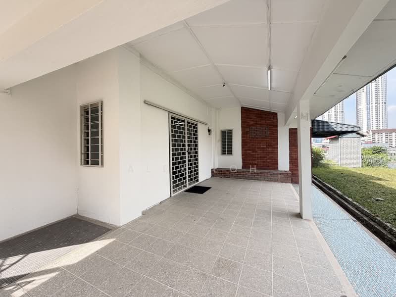 Bungalow for Sale in Jalan Klang Lama (Old Klang Road) (Kuala Lumpur) - Alex Loh - Exterior - PropertyGuru.com.my