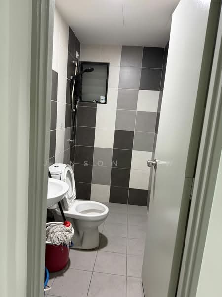 Service Residence for Rent at Residensi Mutiara Kajang 2 - Jenson Low - Bathroom - PropertyGuru.com.my