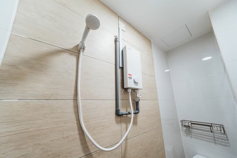 Service Residence for Rent at SkyVille 8 @ Benteng 8 - Lily Yeap - Bathroom - PropertyGuru.com.my