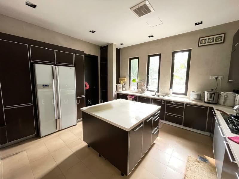 Bungalow for Sale in Rawang (Selangor) - Edmund CH Leow - Kitchen - PropertyGuru.com.my