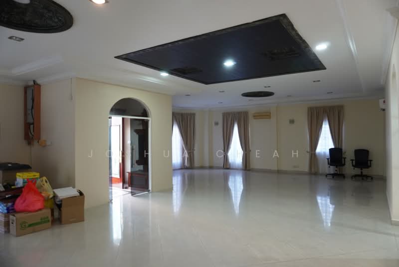 Bungalow for Rent in Country Heights (Kajang) - Joshua Cheah - Living Room - PropertyGuru.com.my