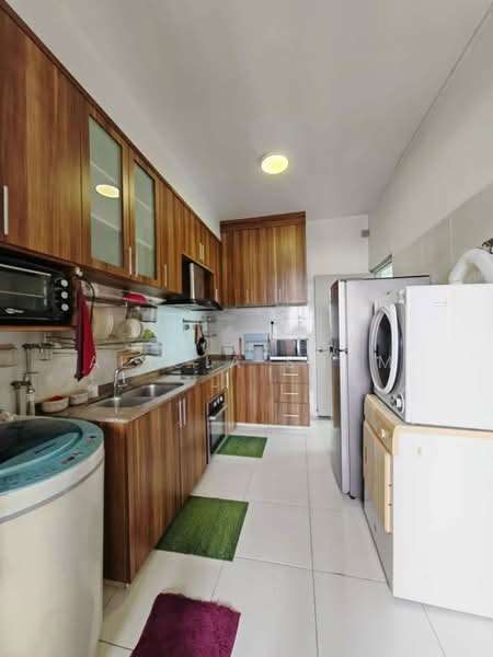 Service Residence for Sale at The Sky Executive Suites - Alicia Shum - Kitchen - PropertyGuru.com.my